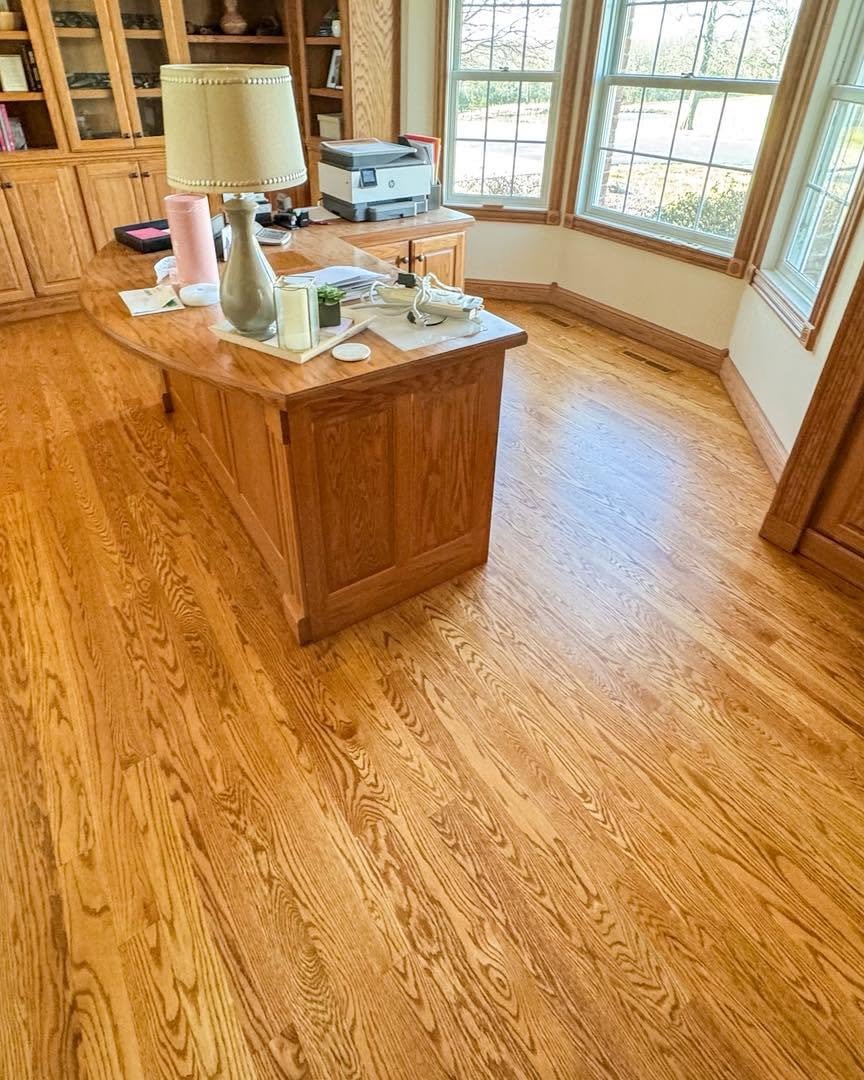 At Rapid Revival Hardwood, We Pride Ourselves On Delivering Phenomenal Hardwood Floor Refinishing Options In Waynesville, Mo. Our Dustless Refinishing Process Is Designed To Restore The Beauty Of Your Hardwood Floors Efficiently And Effectively, Providing You With Stunning, Long-Lasting Results Without The Mess.